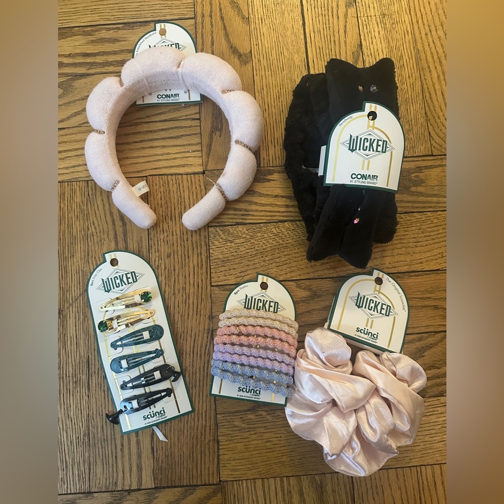 Wicked themed Conair Scunci hair accesory bundle